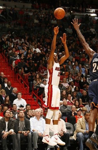 从目前的趋 从目前的趋